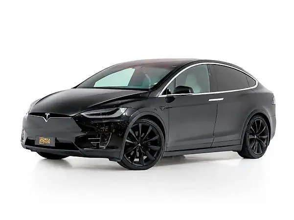 Tesla Model X - Imagem 1
