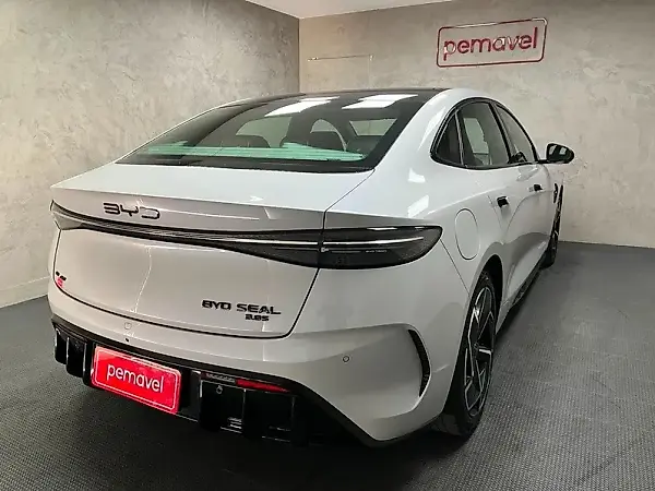 BYD Seal - Imagem 12