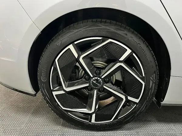 BYD Seal - Imagem 13
