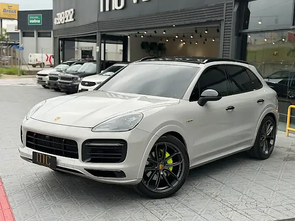 Porsche Cayenne S E-hybrid - Imagem 1