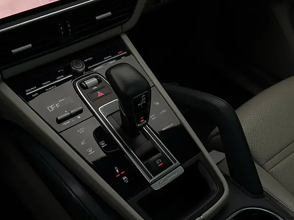 Porsche Cayenne S E-hybrid - Imagem 12