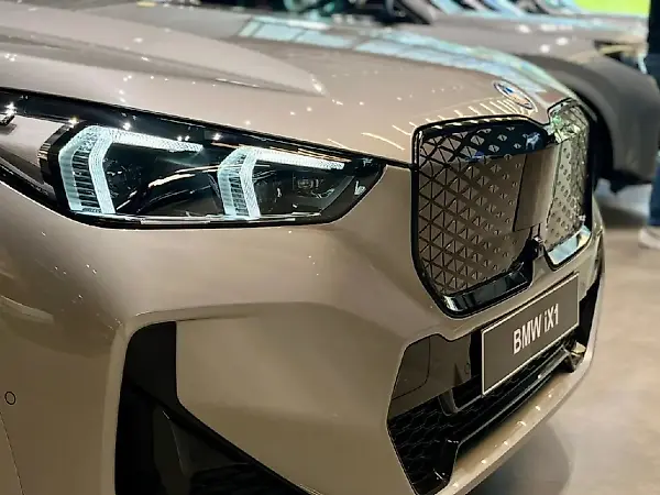 BMW IX1 - Imagem 2