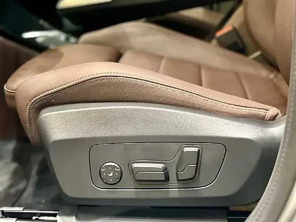 BMW IX1 - Imagem 9