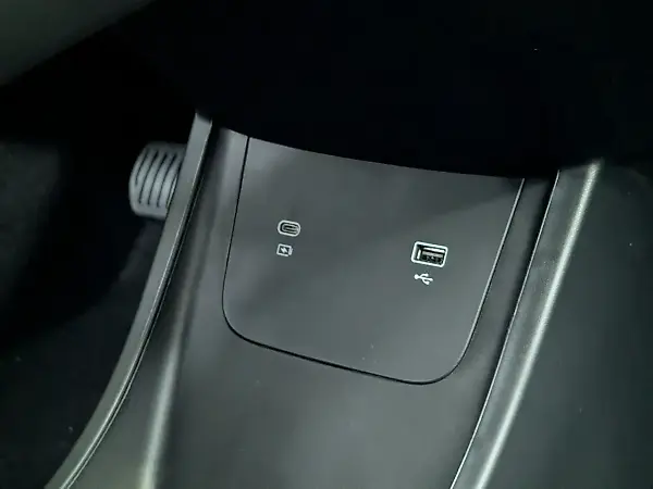 Geely EX2 - Imagem 16