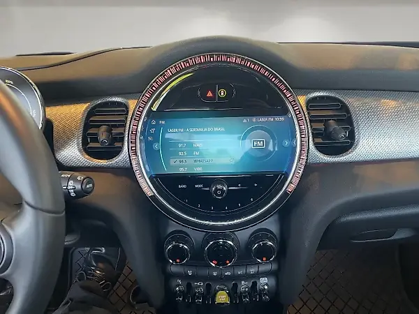 Mini Cooper SE - Imagem 9