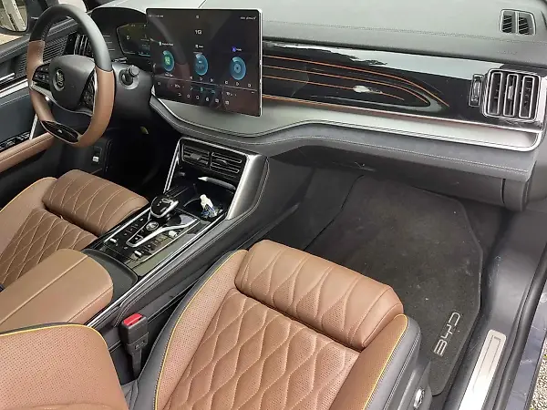 BYD Tang - Imagem 16