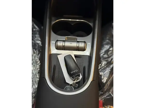 BYD Dolphin - Imagem 12