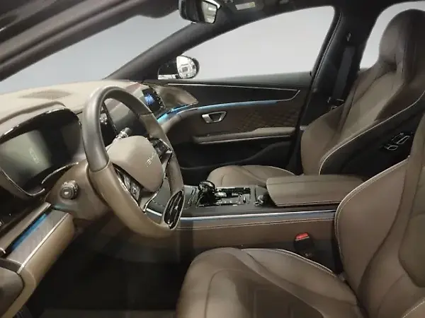 BYD Han - Imagem 13