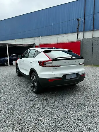 Volvo C40 Recharge - Imagem 7