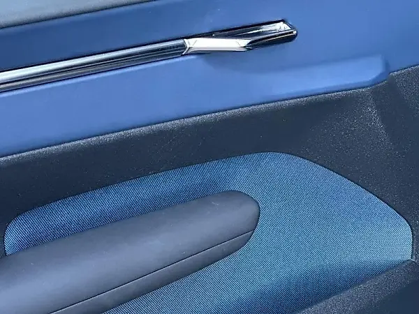 Volvo EX30 - Imagem 10