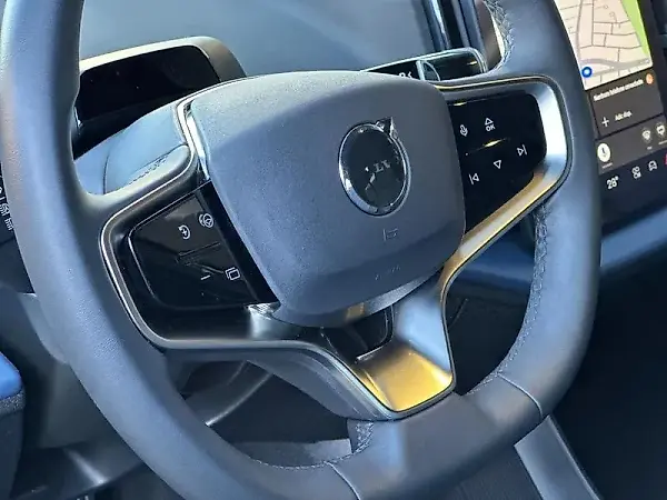 Volvo EX30 - Imagem 12