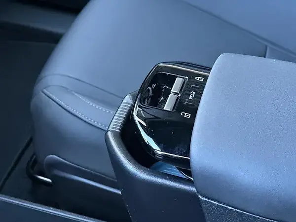 Volvo EX30 - Imagem 13