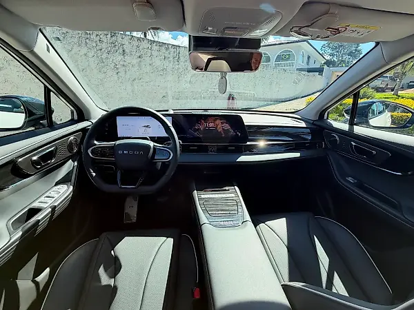 Omoda E5 - Imagem 15