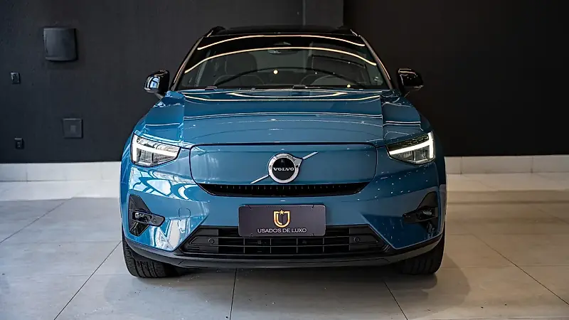 Volvo XC40 Recharge - Imagem 3