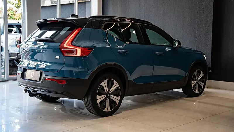 Volvo XC40 Recharge - Imagem 6