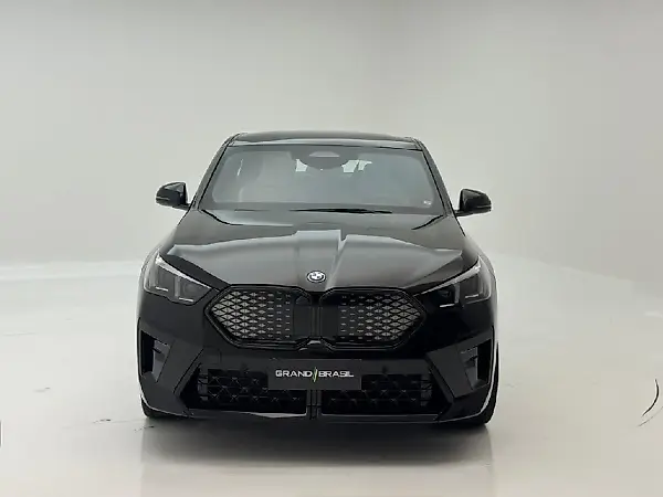 BMW IX2 - Imagem 8