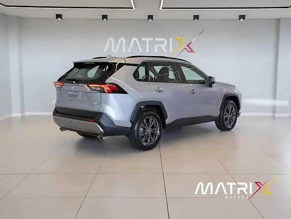 Toyota Rav4 EV - Imagem 2