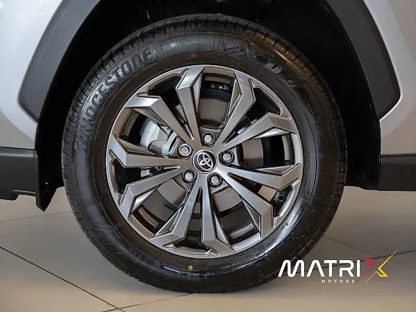Toyota Rav4 EV - Imagem 3