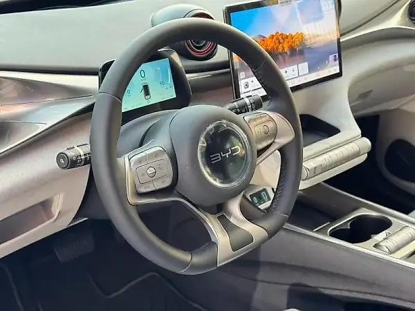 BYD Dolphin - Imagem 12
