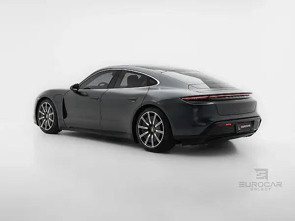 Porsche Taycan - Imagem 4