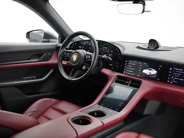 Porsche Taycan - Imagem 7