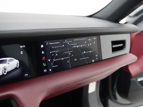 Porsche Taycan - Imagem 12