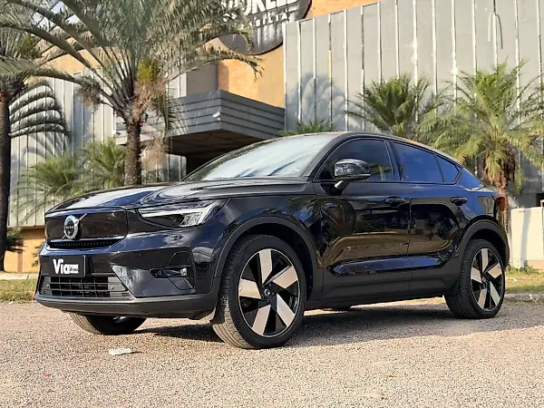 Volvo EX40 - Imagem 5