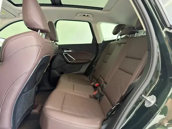 BMW Ix Edrive20 - Imagem 15