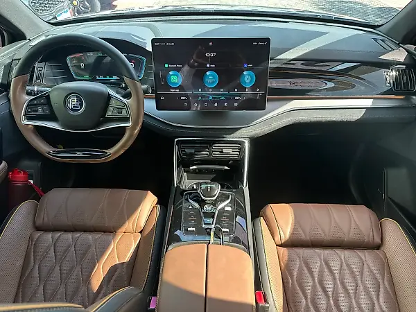 BYD Tang - Imagem 4