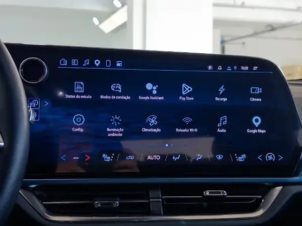 Chevrolet Equinox EV - Imagem 12