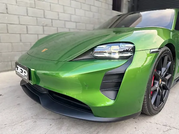 Porsche Taycan - Imagem 4