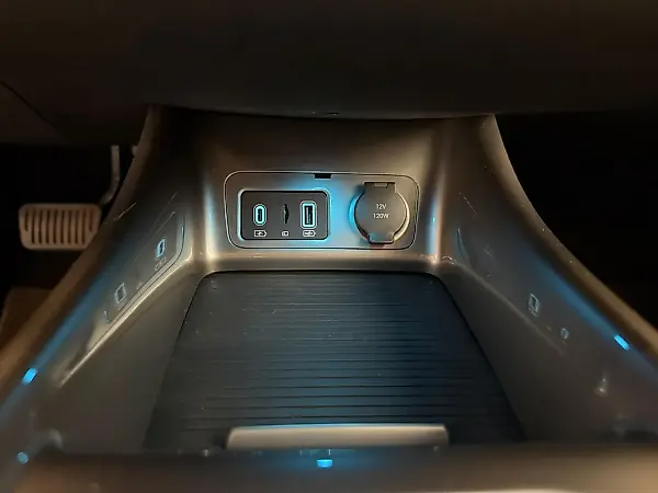 BYD Dolphin - Imagem 12