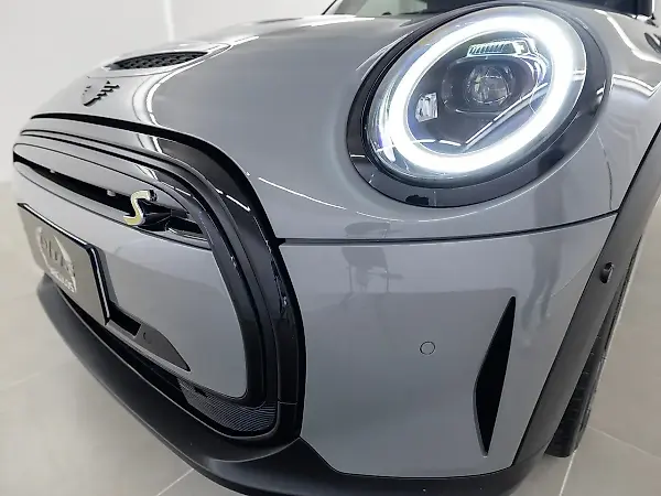 Mini Cooper SE - Imagem 11