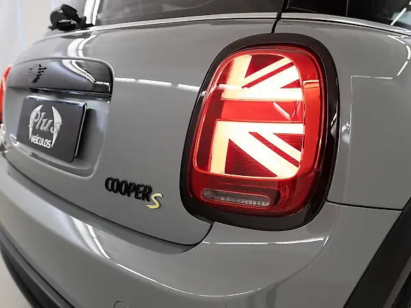 Mini Cooper SE - Imagem 12