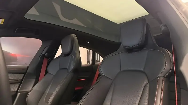 Porsche Taycan - Imagem 4