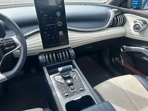BYD Yuan Plus - Imagem 13