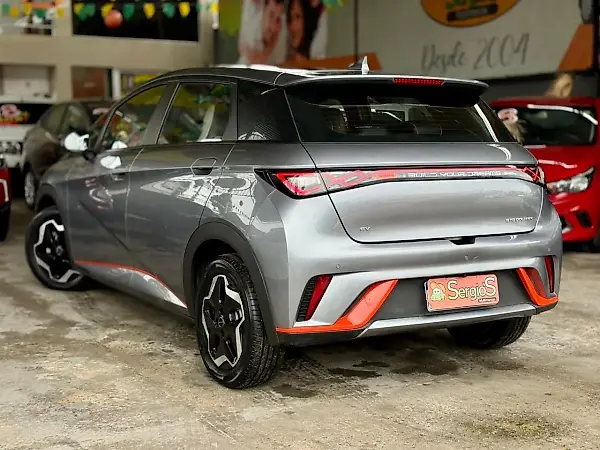 BYD Dolphin - Imagem 1