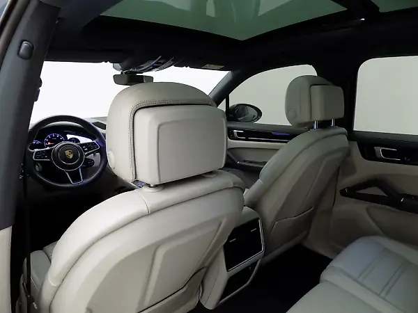 Porsche Cayenne E-hybrid - Imagem 14