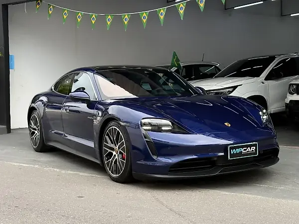 Porsche Taycan - Imagem 1