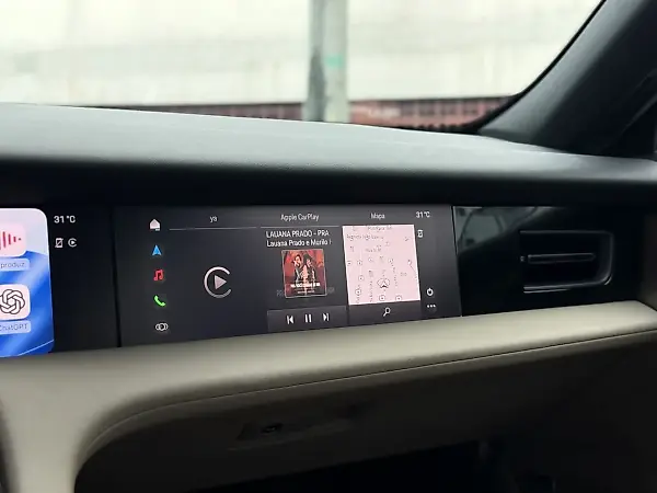 Porsche Taycan - Imagem 10