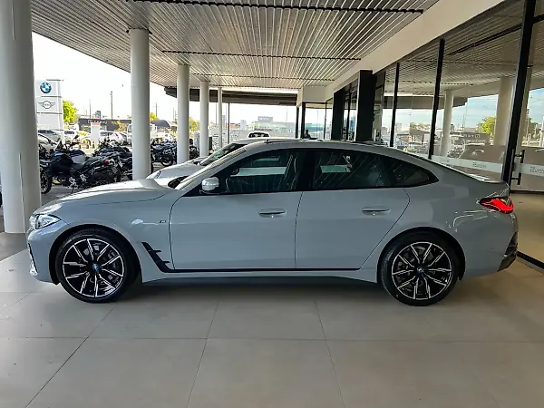 BMW I4 Edrive35 - Imagem 6