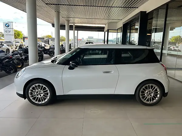 Mini Cooper SE - Imagem 5