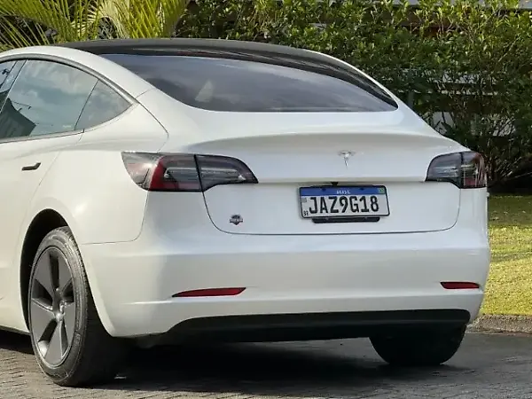 Tesla Model 3 - Imagem 4