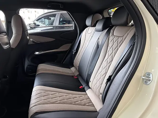 BYD Dolphin - Imagem 13