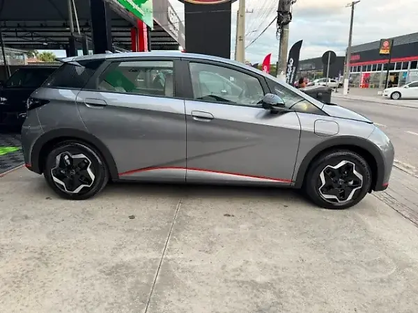 BYD Dolphin - Imagem 18
