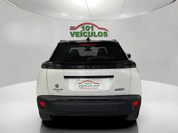 Peugeot E-2008 - Imagem 3