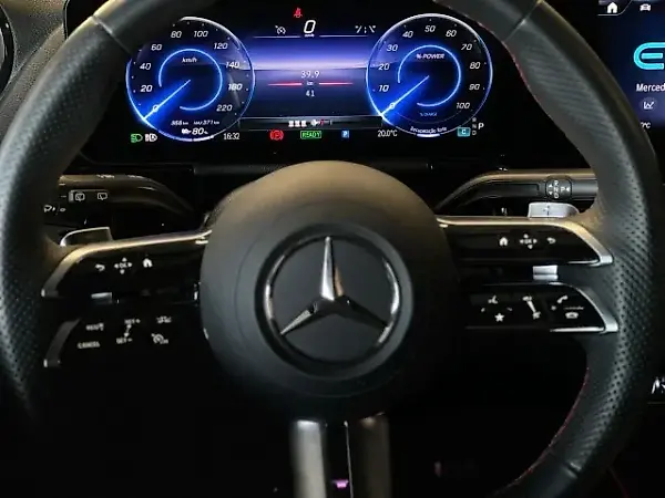 Mercedes Eqa 250 - Imagem 14