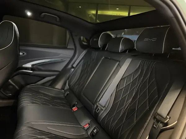 BYD Seal - Imagem 12