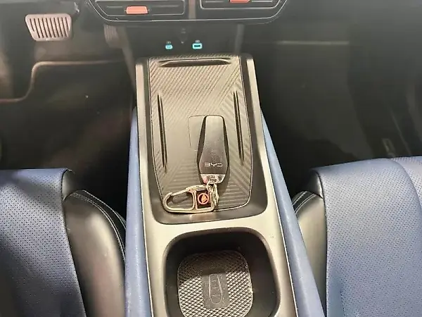 BYD Dolphin - Imagem 9