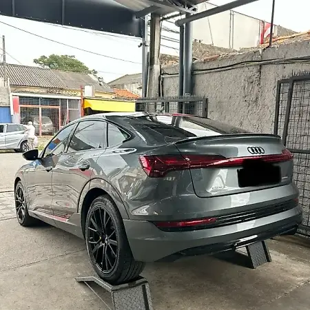 Audi E-tron Sportback - Imagem 2